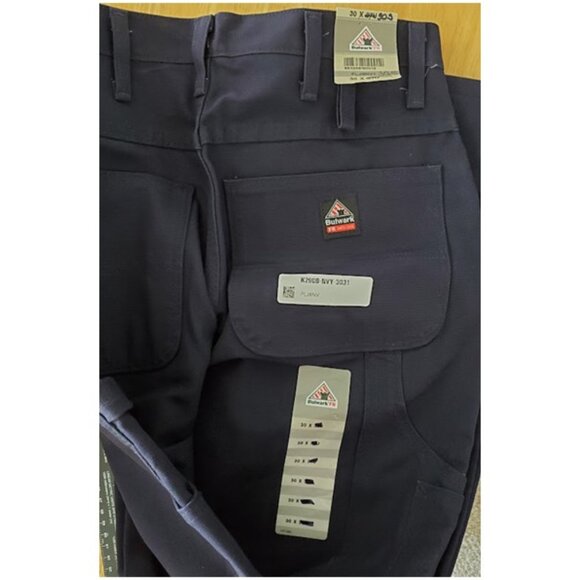 NWT Bulwark FR Cargo Pants Dungarees Arc-Rated Workwear Utility Pockets Size 30 - Picture 5 of 9